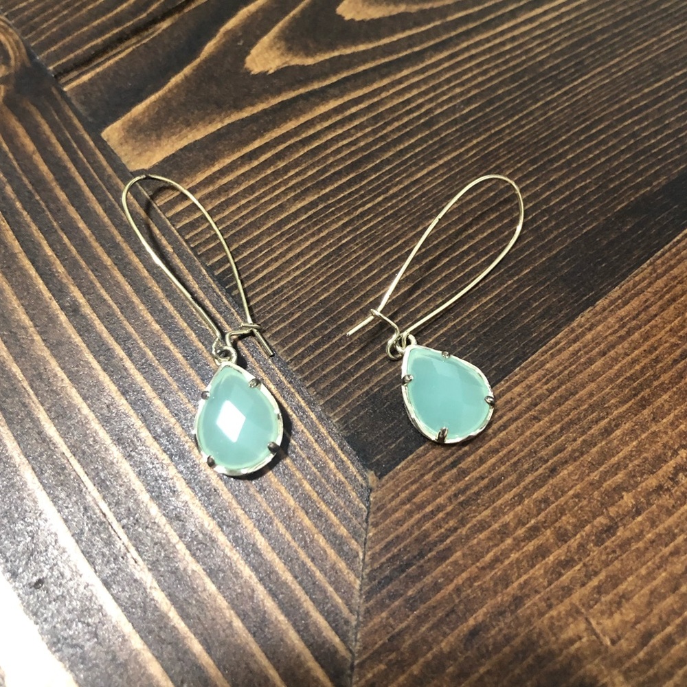 Kendra Scott mint drop earrings